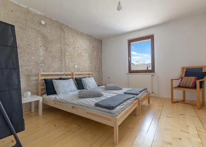 Nature Kersnik 公寓 *